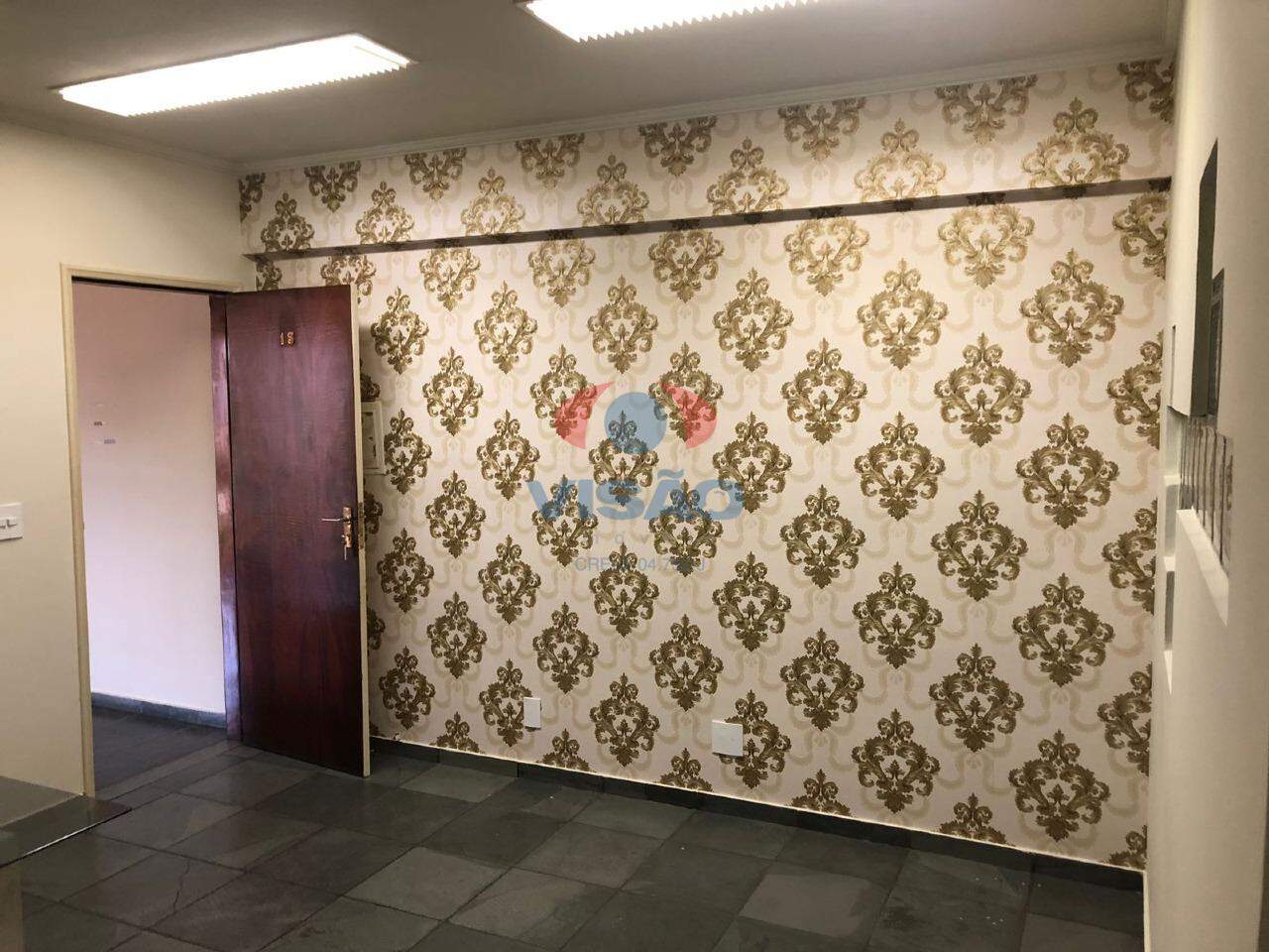 Sala à venda no Centro: