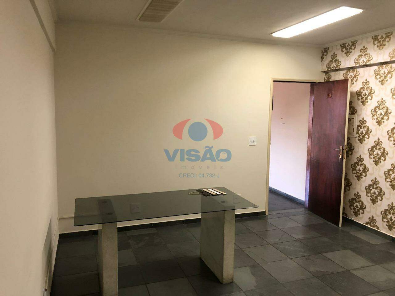Sala à venda no Centro: