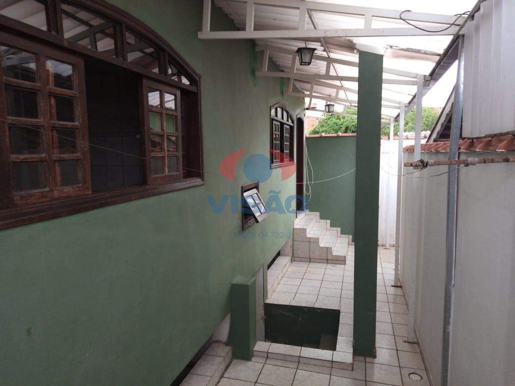 Casa à venda no Jardim Kioto II: 