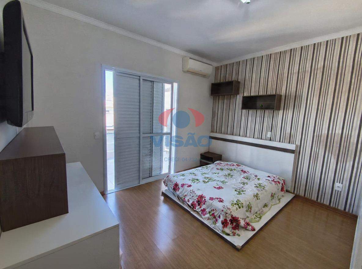 Casa - Sobrado à venda no Jardim Bela Vista: 