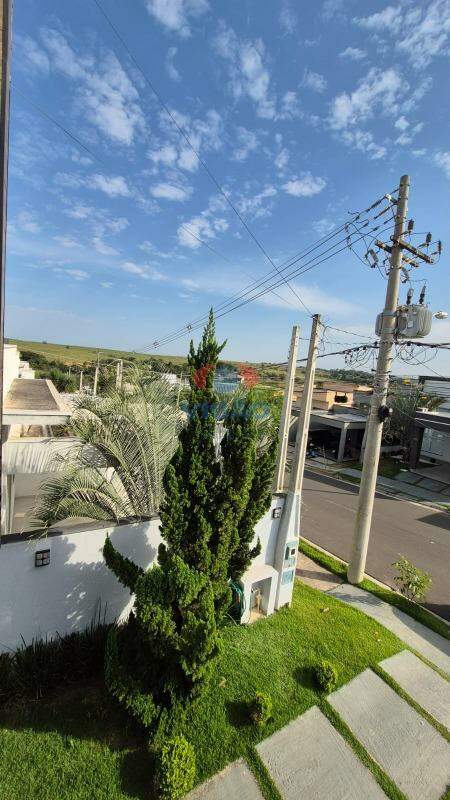 Casa em condomínio à venda no Jardins do Império: