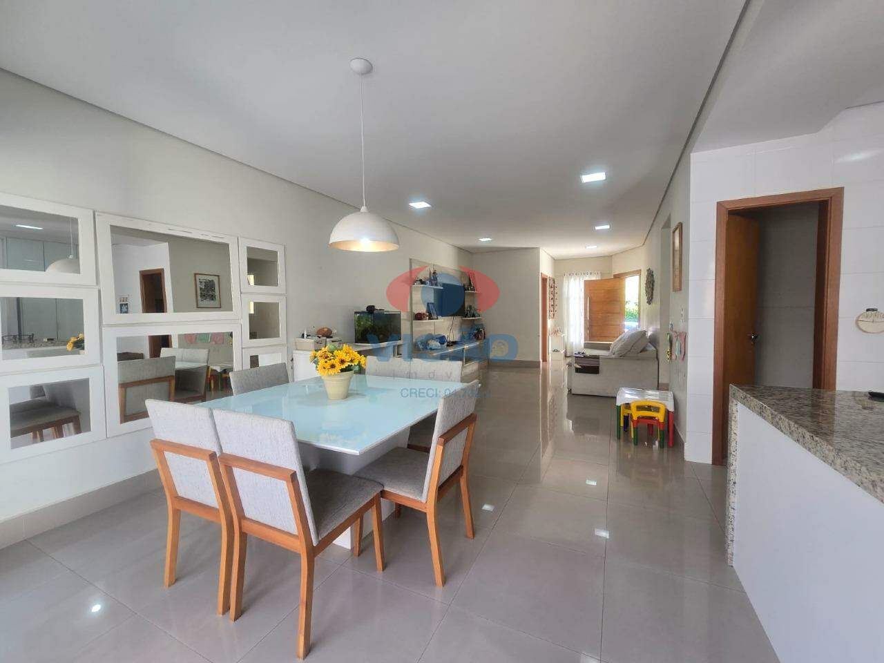 Casa em condomínio à venda no Jardim Vista Verde: