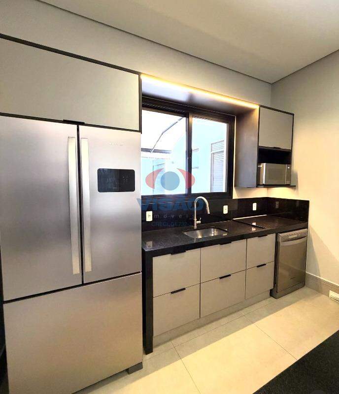 Casa em condomínio à venda no Jardim Residencial Dona Maria José: