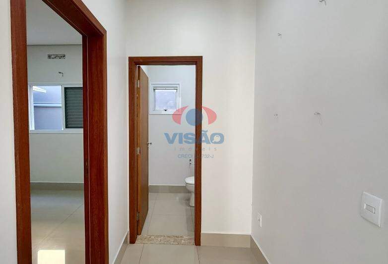 Casa - Sobrado à venda no Jardim Residencial Dona Lucilla: 