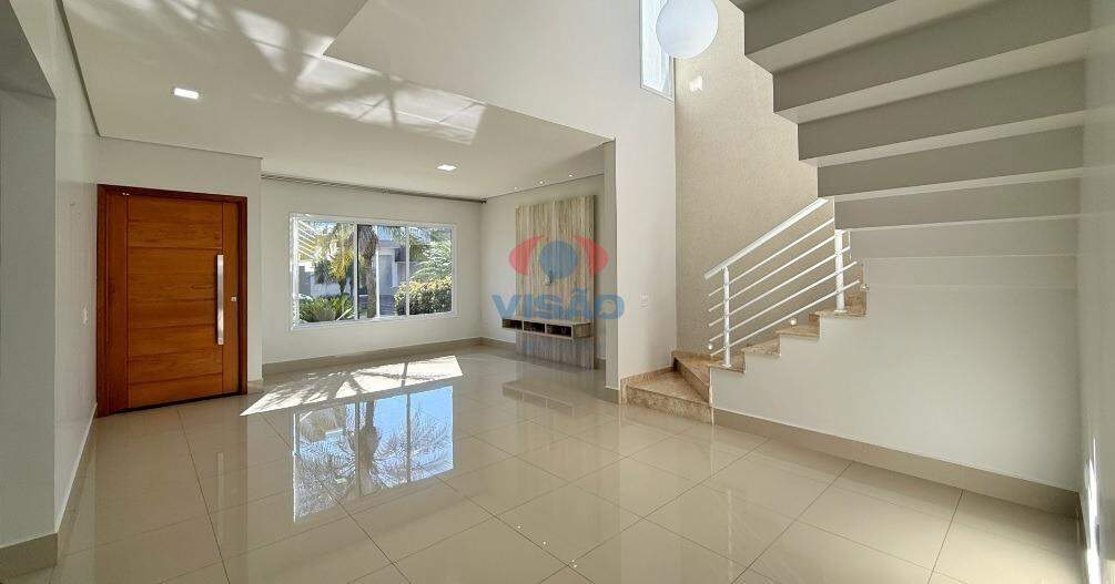 Casa - Sobrado à venda no Jardim Residencial Dona Lucilla: 