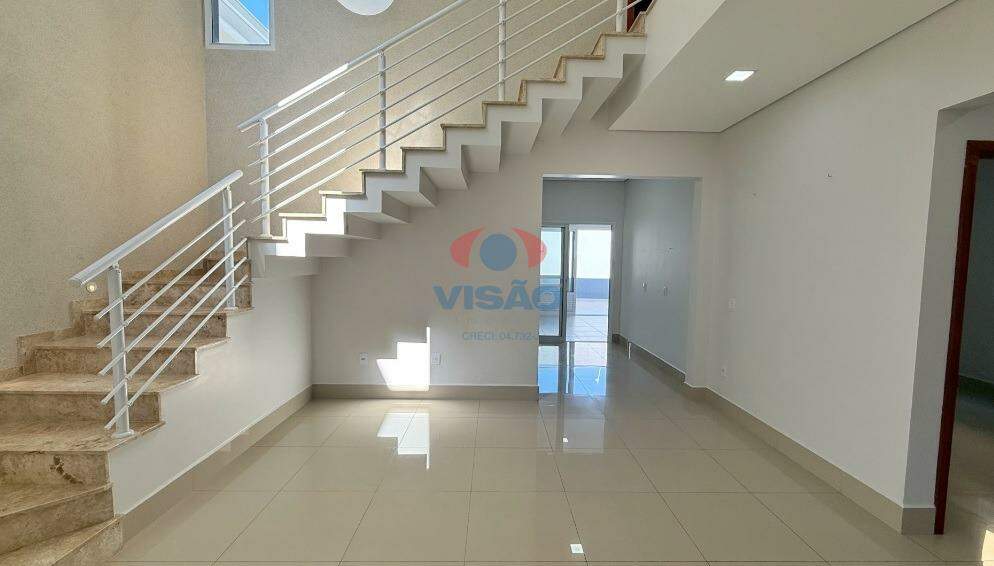 Casa - Sobrado à venda no Jardim Residencial Dona Lucilla: 