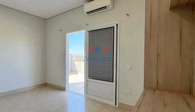 Casa - Sobrado à venda no Jardim Residencial Dona Lucilla: 