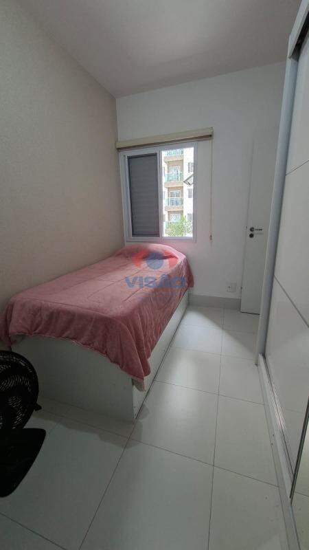 Apartamento à venda no Jardim Santiago: