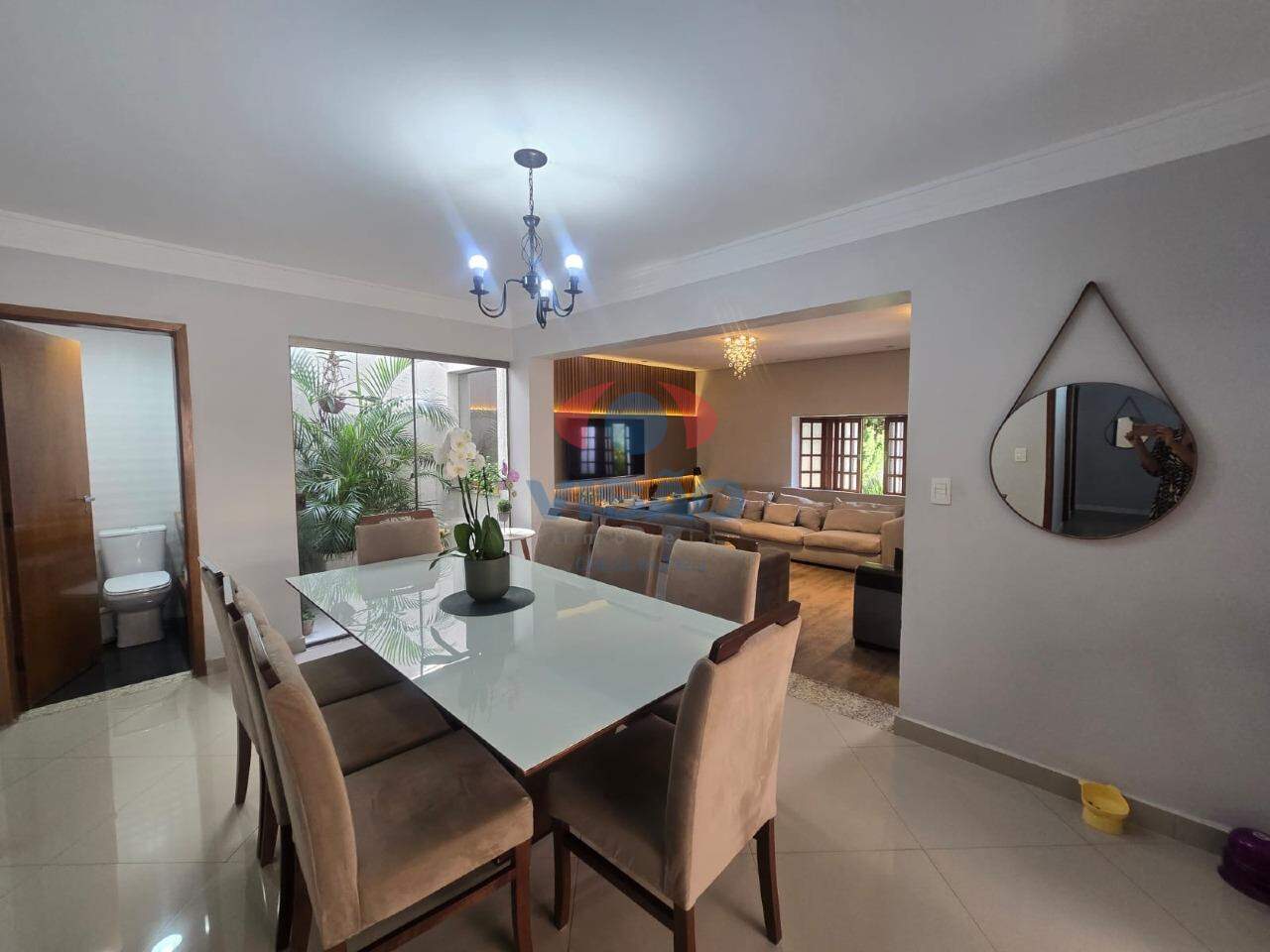 Casa à venda no Vila Avai: