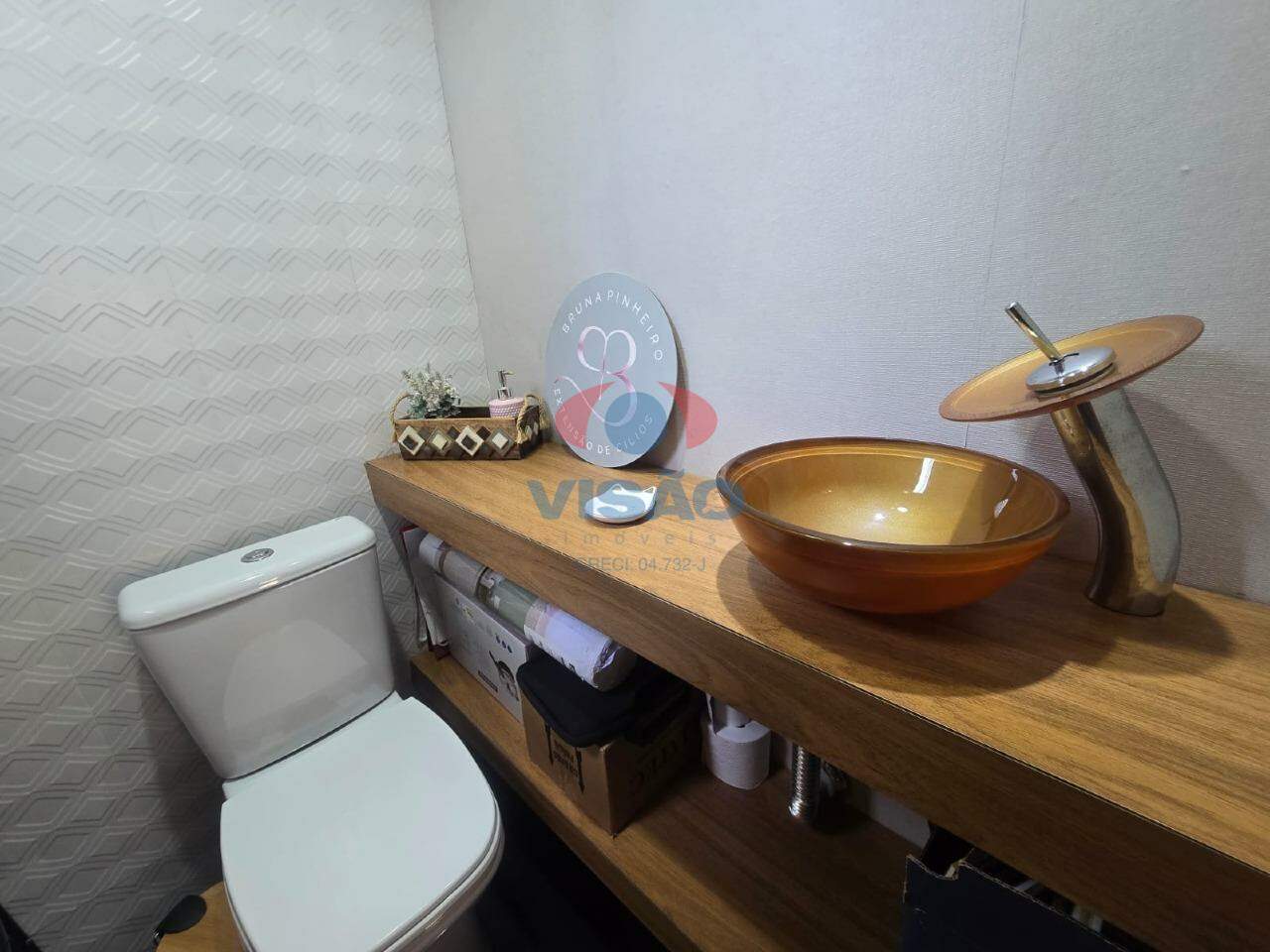 Casa à venda no Vila Avai: