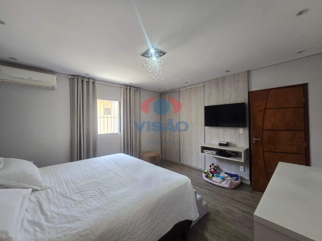 Casa à venda no Vila Avai:
