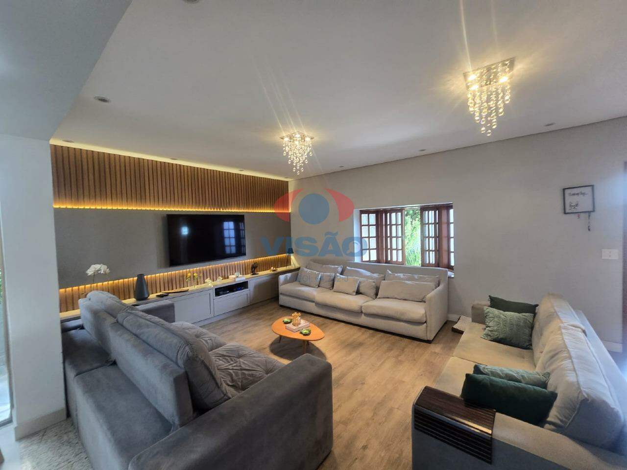 Casa à venda no Vila Avai: