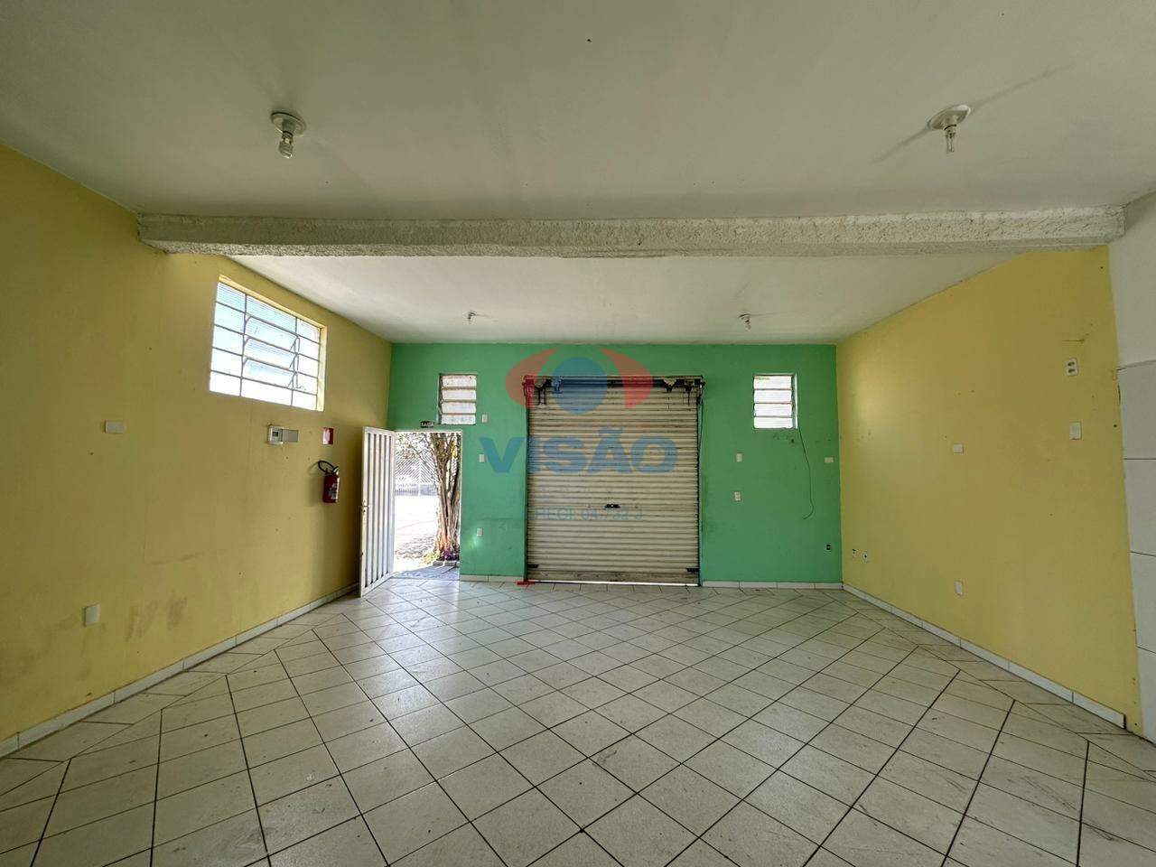 Salão para aluguel no Jardim Santa Rita: 