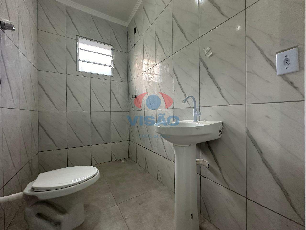 Casa para aluguel no Jardim Tropical: 