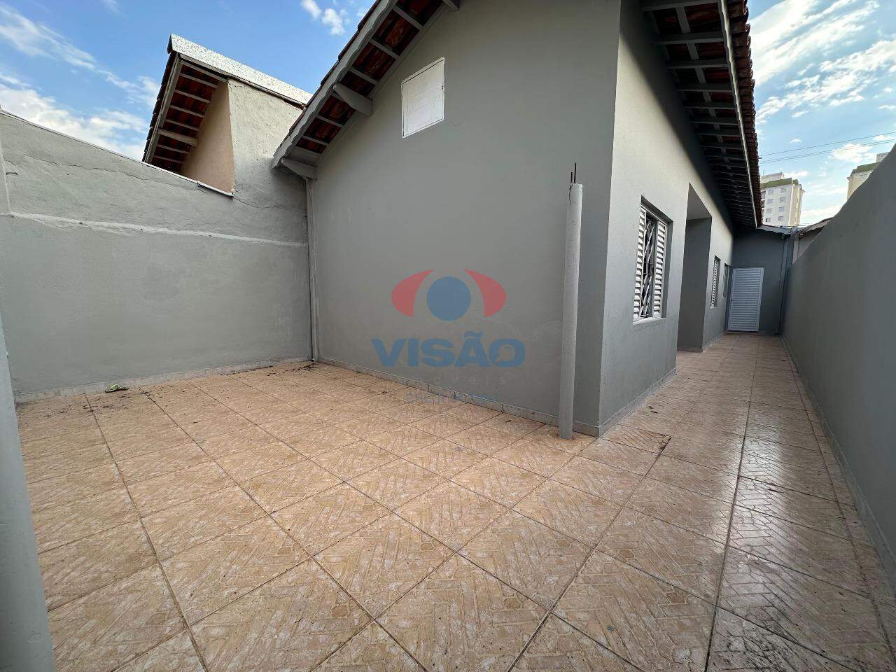 Casa para aluguel no Jardim Tropical: 