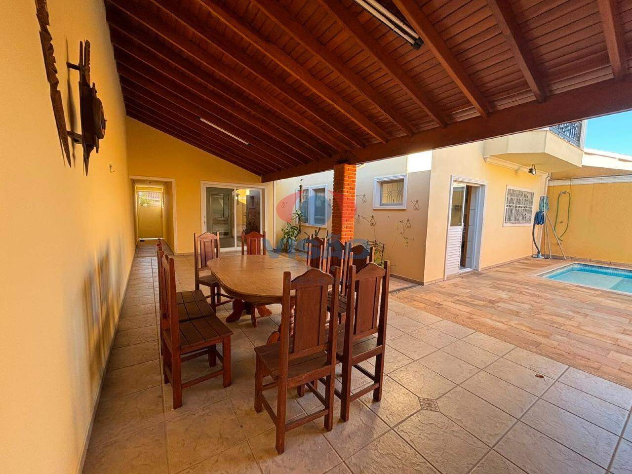 Casa - Sobrado para aluguel no Jardim Esplanada: 