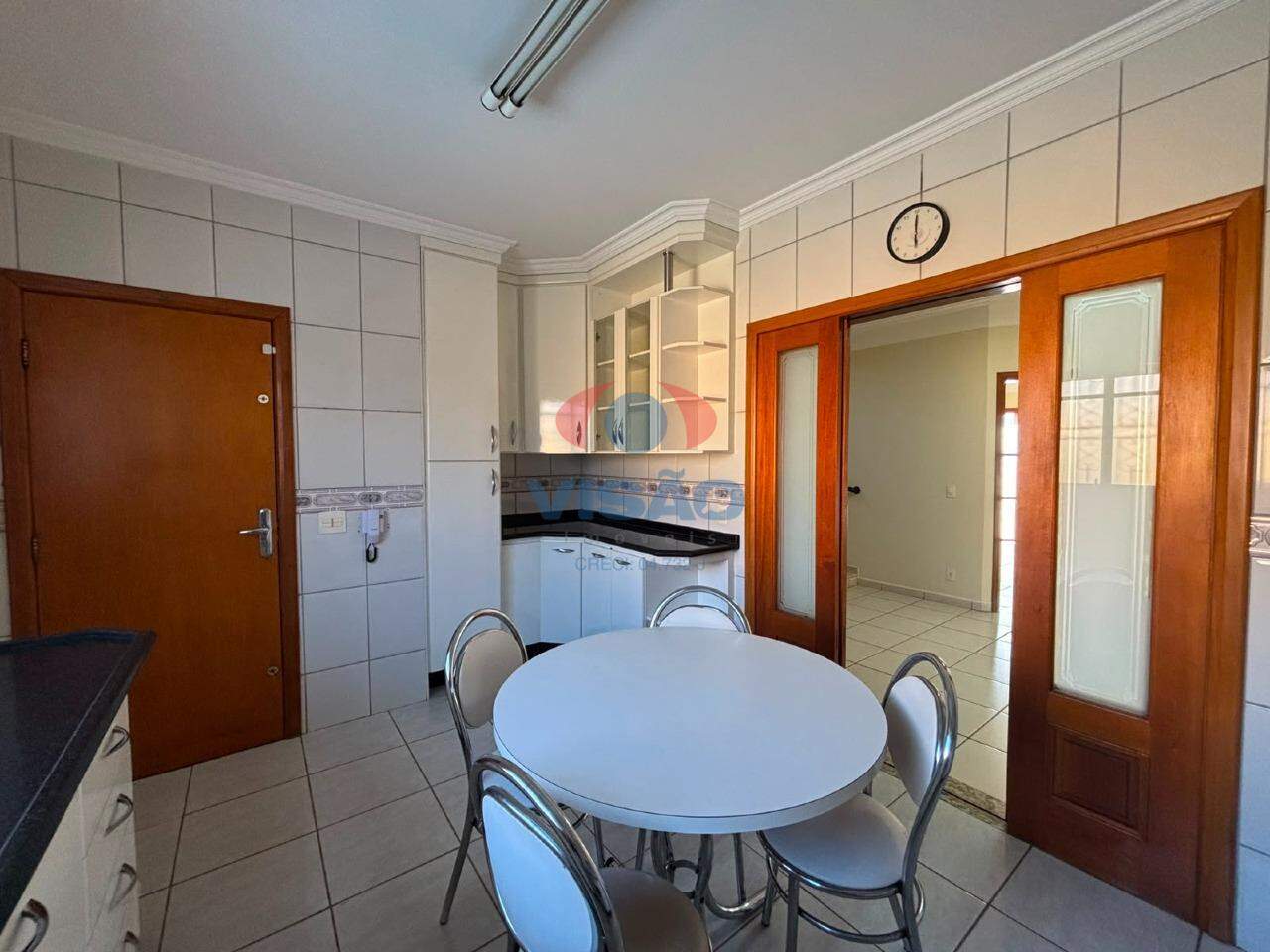 Casa - Sobrado para aluguel no Jardim Esplanada: 