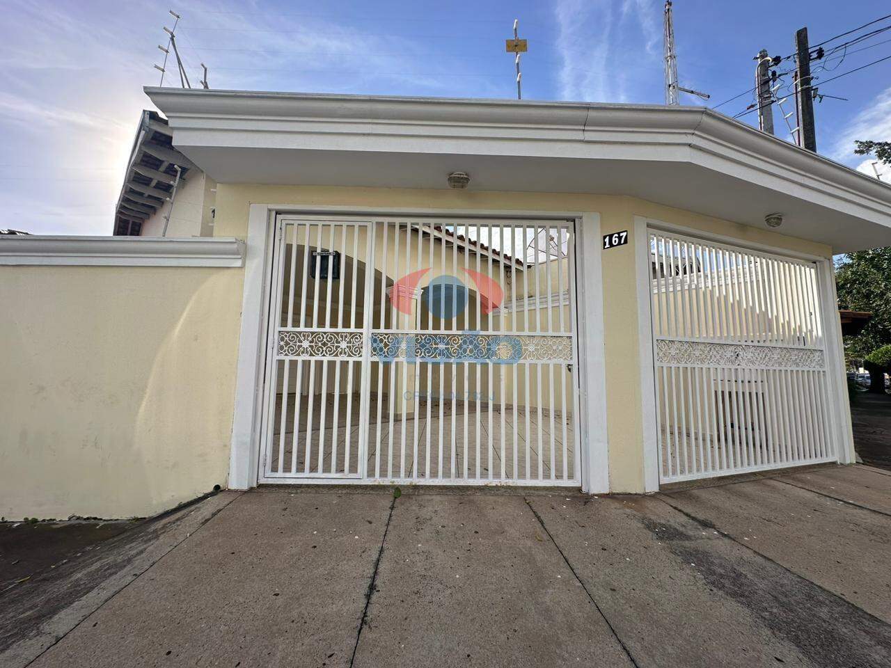 Casa para aluguel no Vila Furlan: 