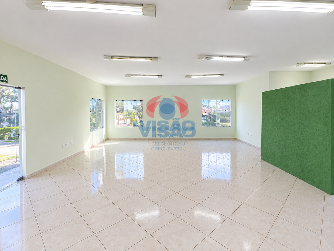 Sala para aluguel no Centro: 