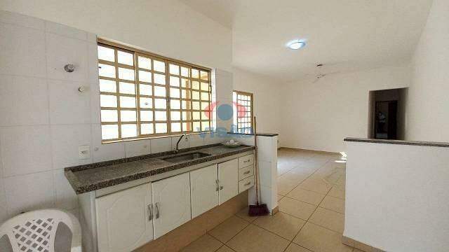 Casa para aluguel no Jardim Renata: 