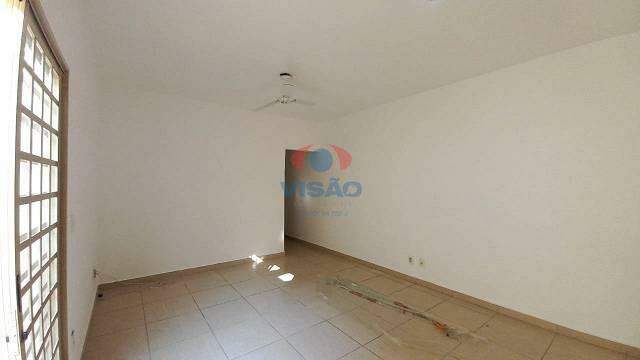 Casa para aluguel no Jardim Renata: