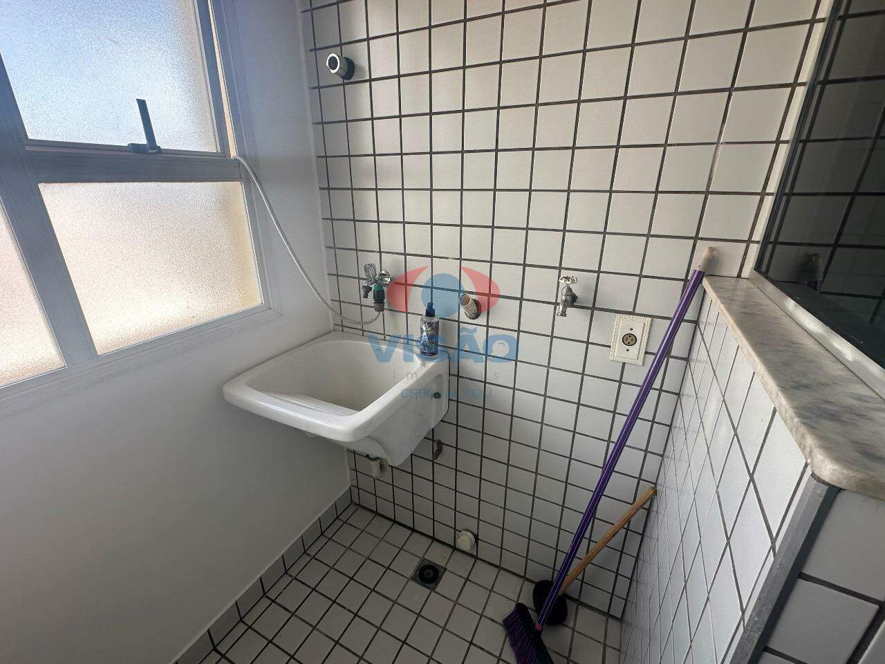 Apartamento para aluguel no Cidade Nova: lavanderia