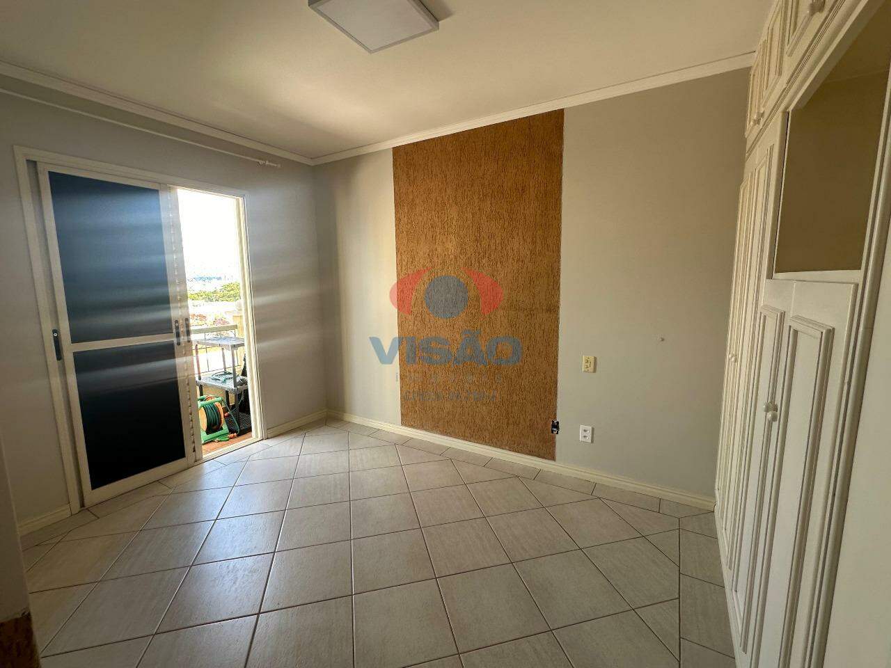 Apartamento para aluguel no Cidade Nova: suíte