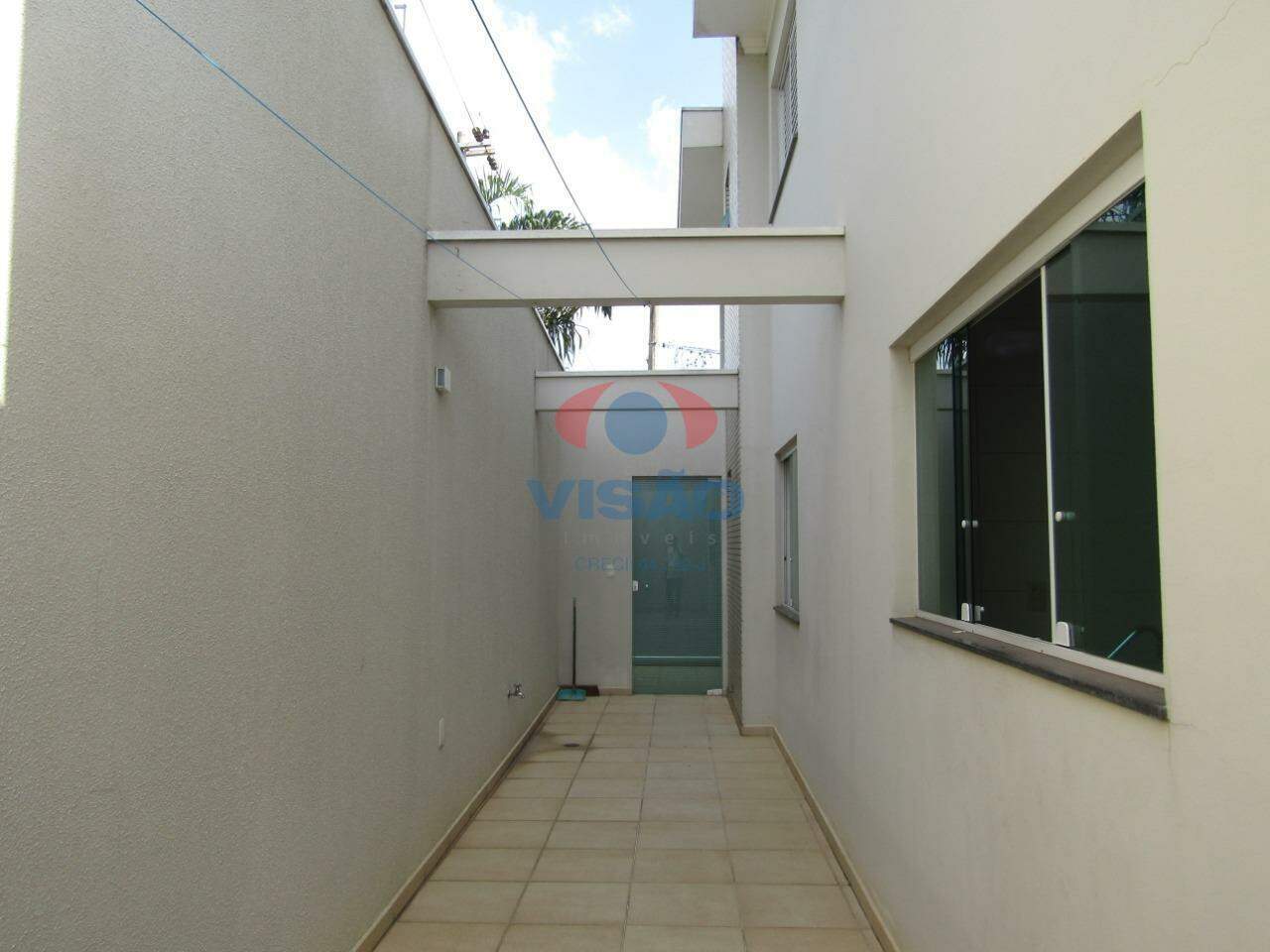 Casa para aluguel no Jardim América: 