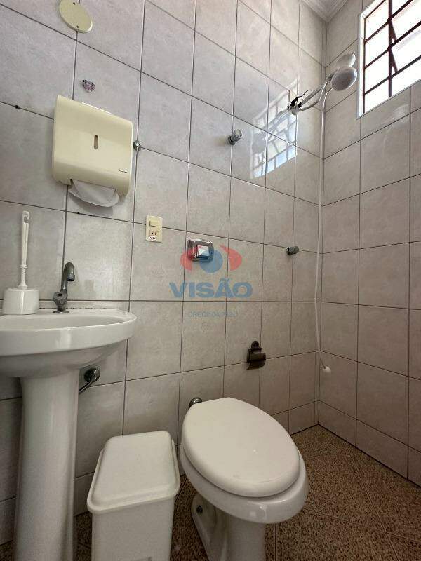 Sala para aluguel no Centro: 