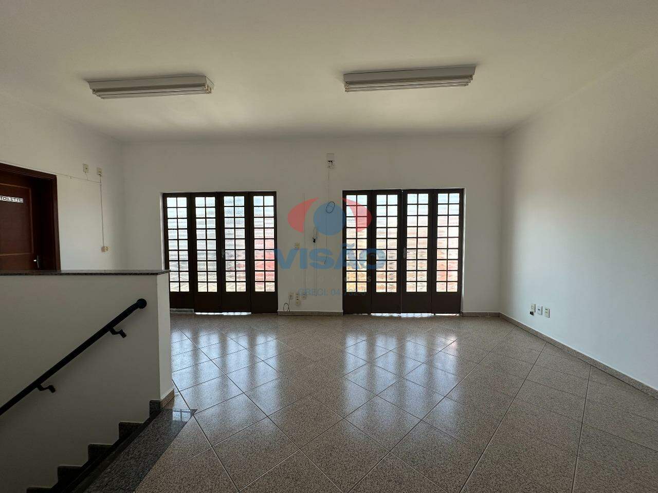 Sala para aluguel no Centro: 