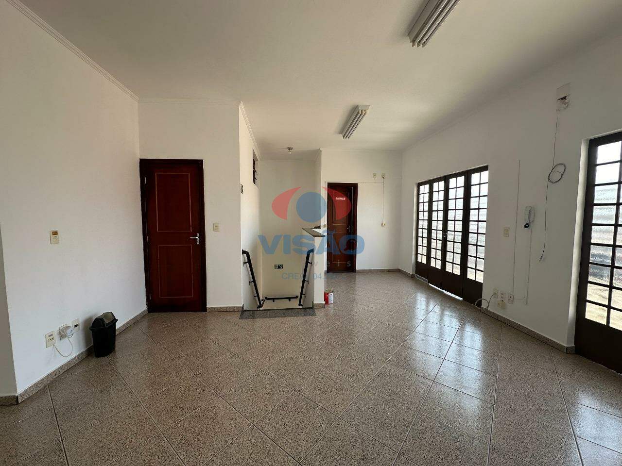 Sala para aluguel no Centro: 