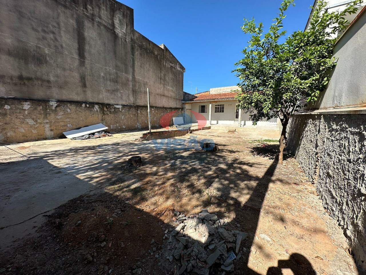 Casa para aluguel no Jardim Morada do Sol: 
