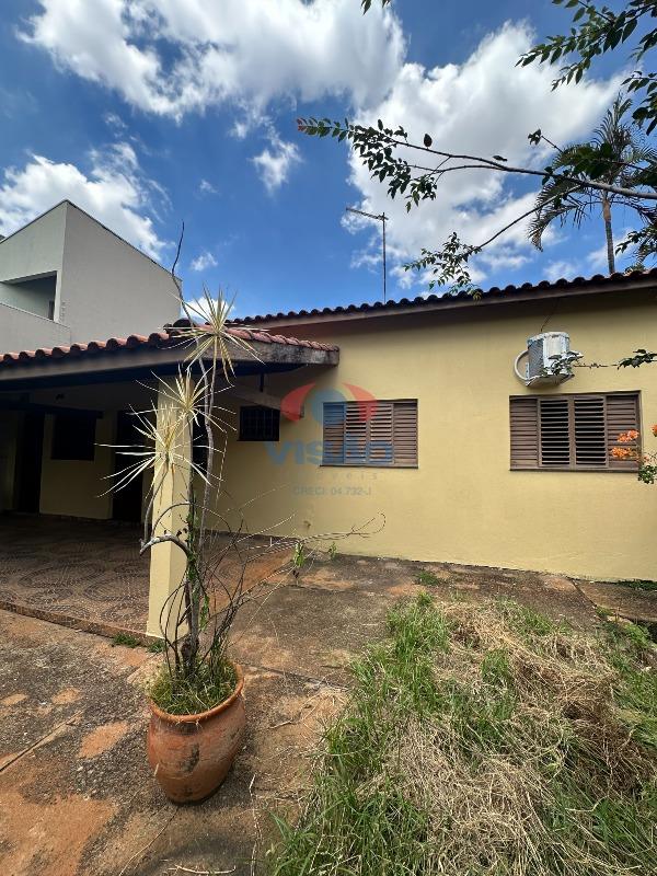 Casa para aluguel no Chácara Areal: