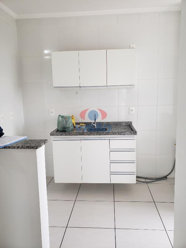 Apartamento para aluguel no Jardim Santiago: 
