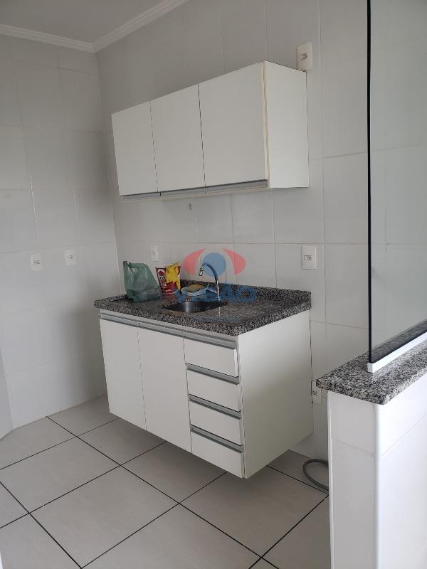 Apartamento para aluguel no Jardim Santiago: 