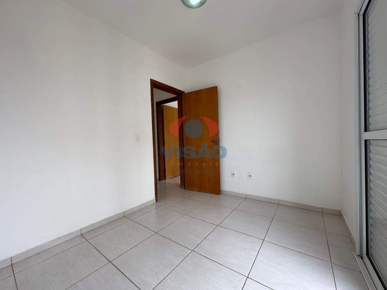 Apartamento para aluguel no Jardim Santiago: 