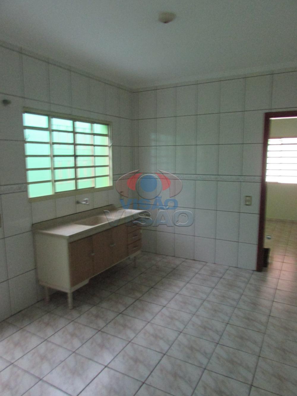 Casa para aluguel no Jardim Hubert: Cozinha