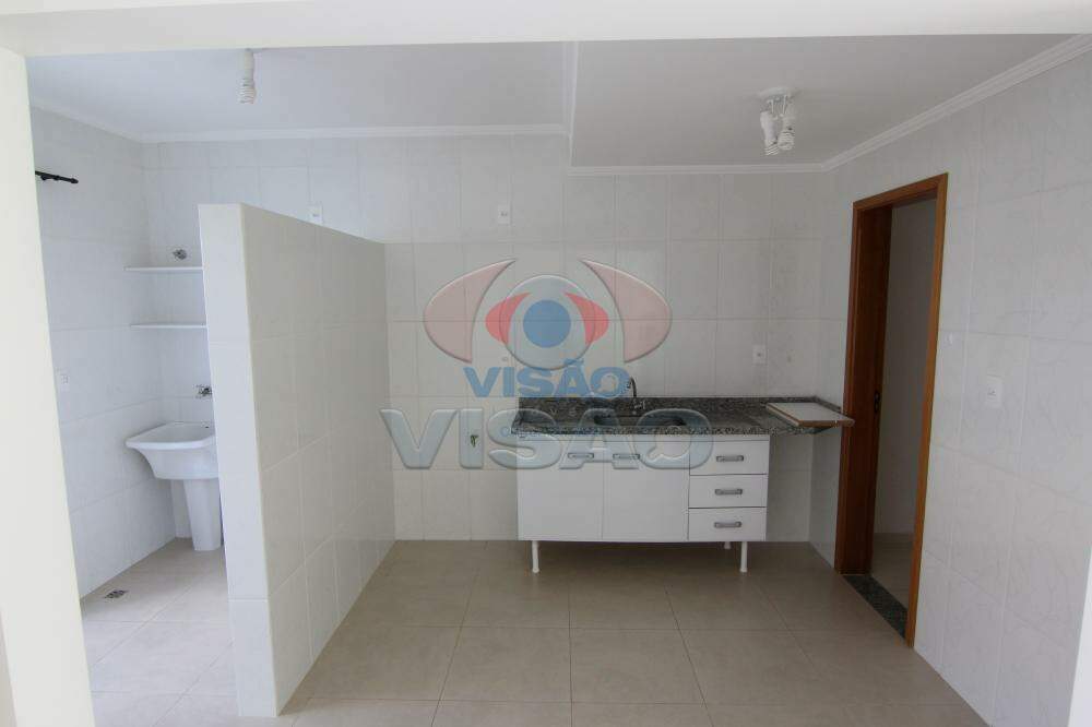 Casa em condomínio para aluguel no Parque dos Guarantãs: Cozinha  / Lavanderia