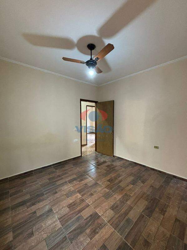Casa para aluguel no Centro: