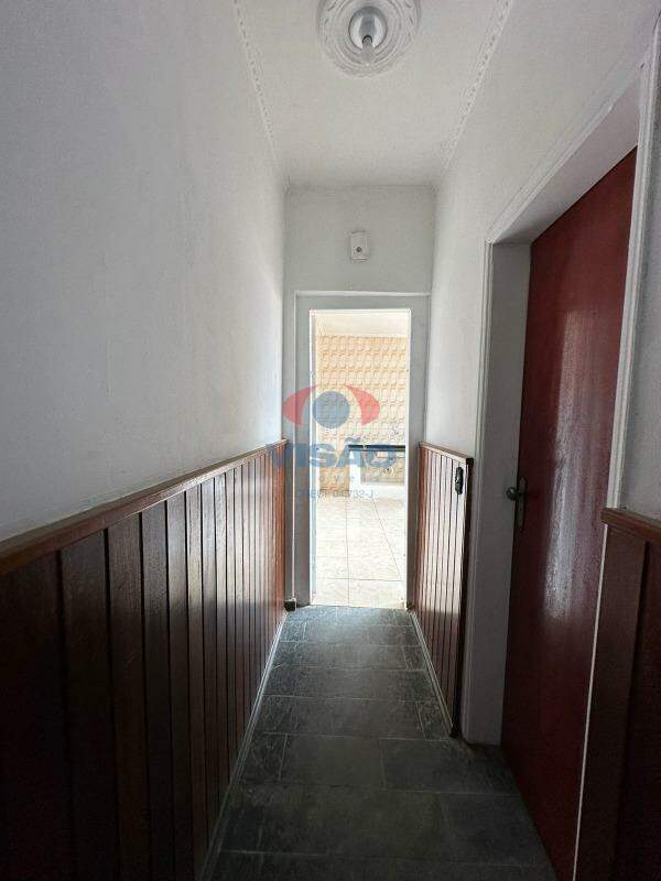 Casa para aluguel no Centro: 