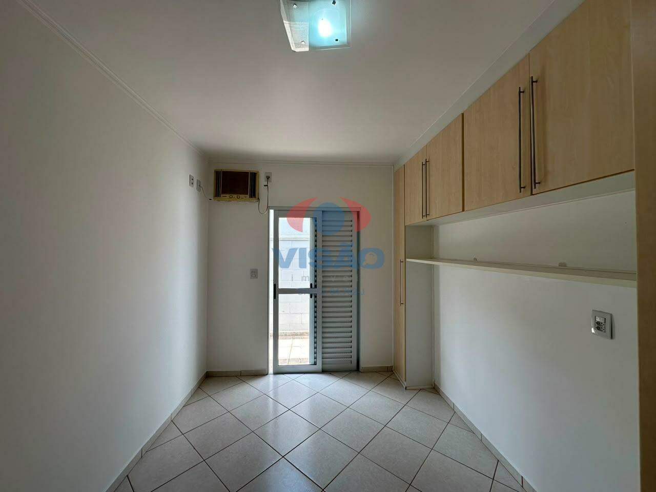 Casa em condomínio para aluguel no Moradas de Itaici: 