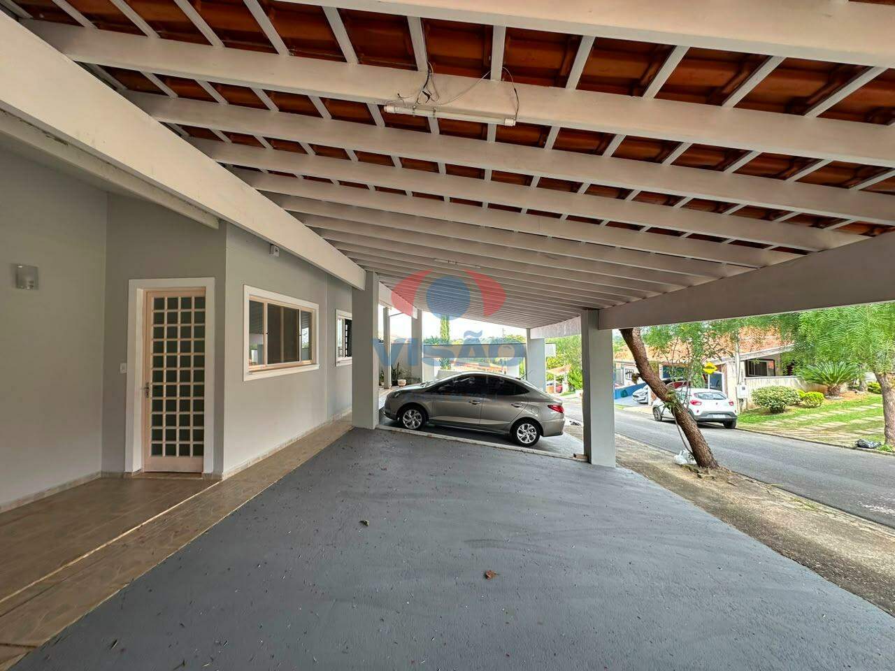 Casa em condomínio para aluguel no Moradas de Itaici: 