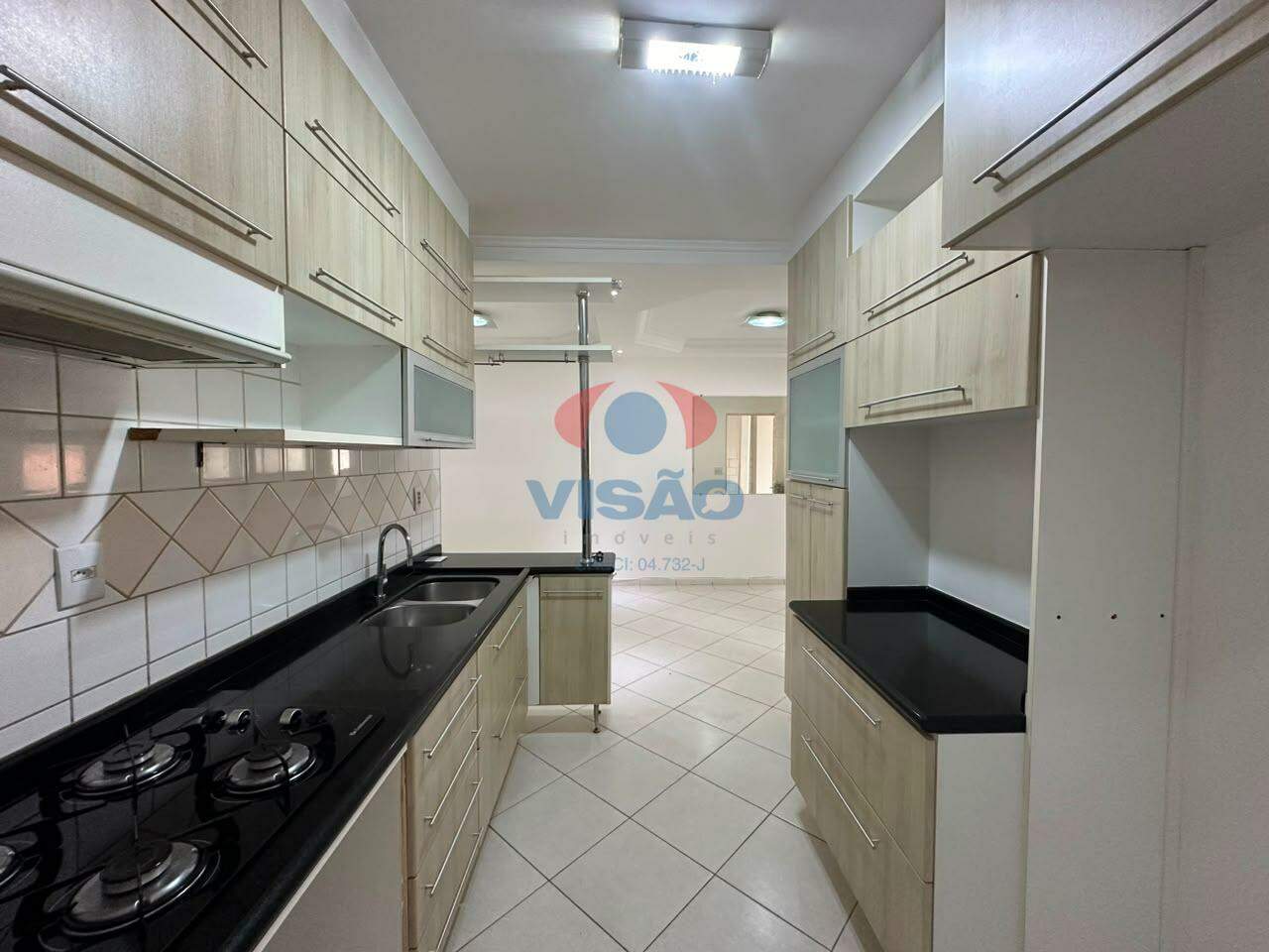 Casa em condomínio para aluguel no Moradas de Itaici: 