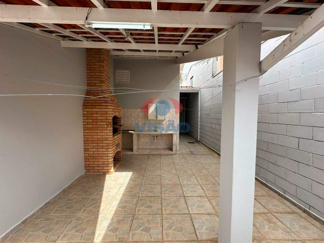 Casa em condomínio para aluguel no Moradas de Itaici: 