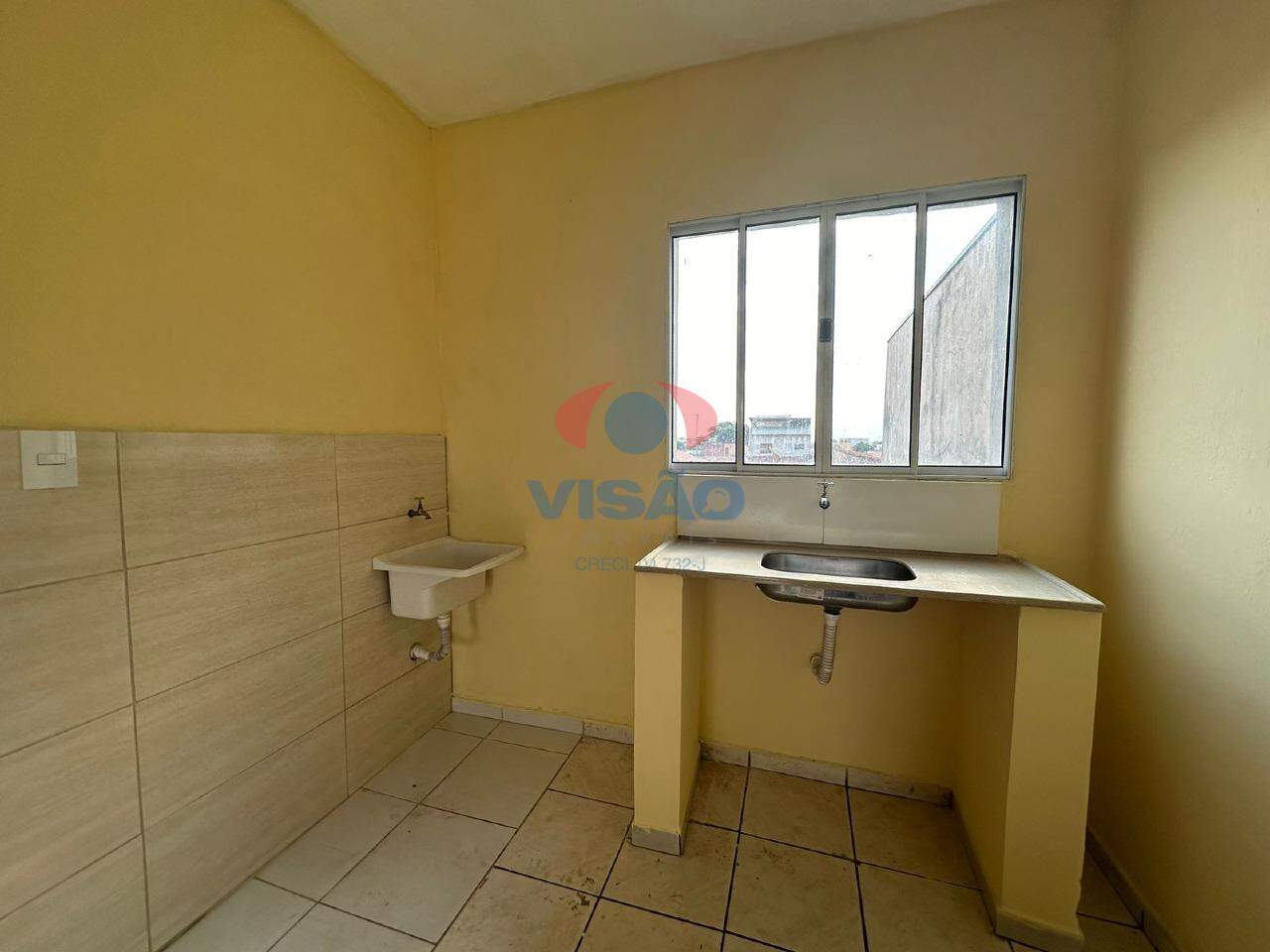 Apartamento - Kitnet para aluguel no Vila Brizzola: 