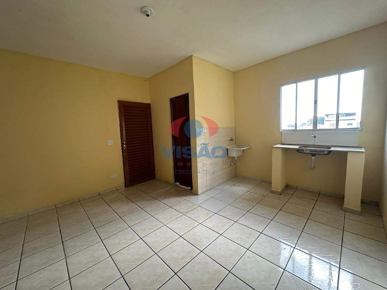 Apartamento - Kitnet para aluguel no Vila Brizzola: 