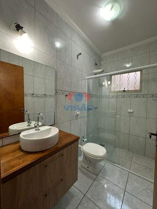 Casa para aluguel no Jardim Regente: 