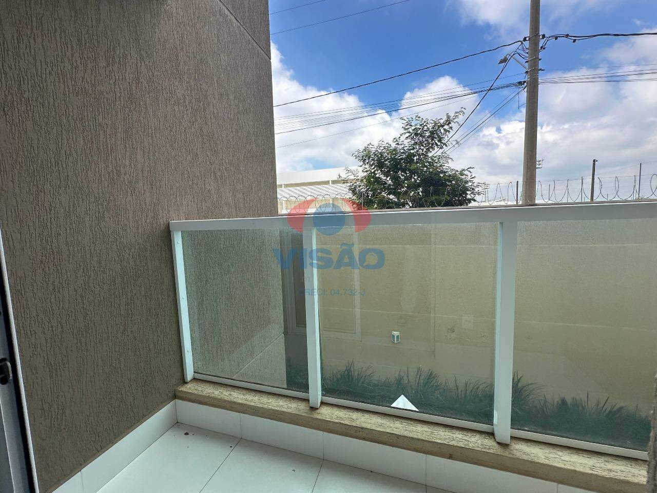 Apartamento para aluguel no Jardim Santiago: SACADA