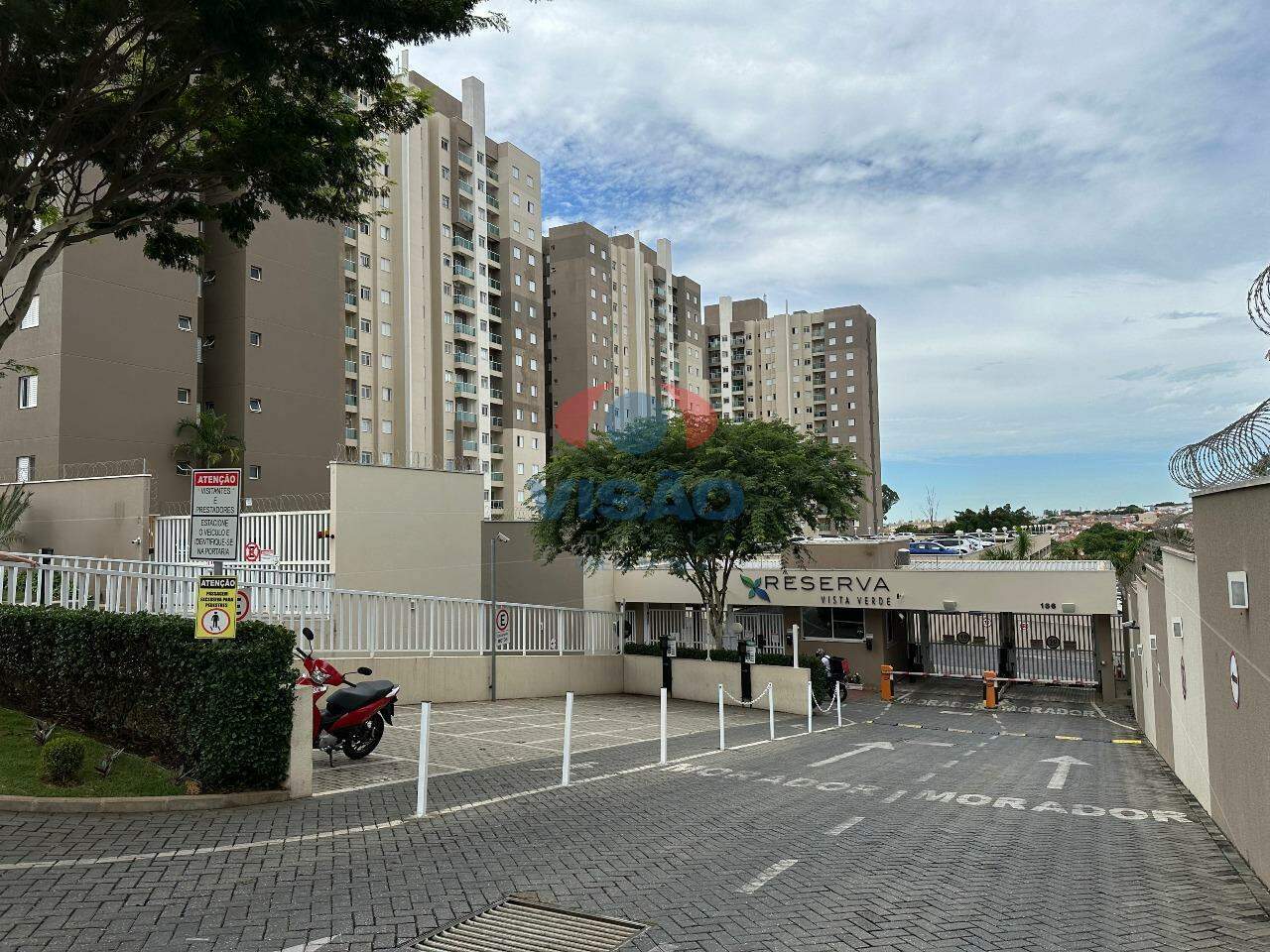 Apartamento para aluguel no Jardim Santiago: FACHADA