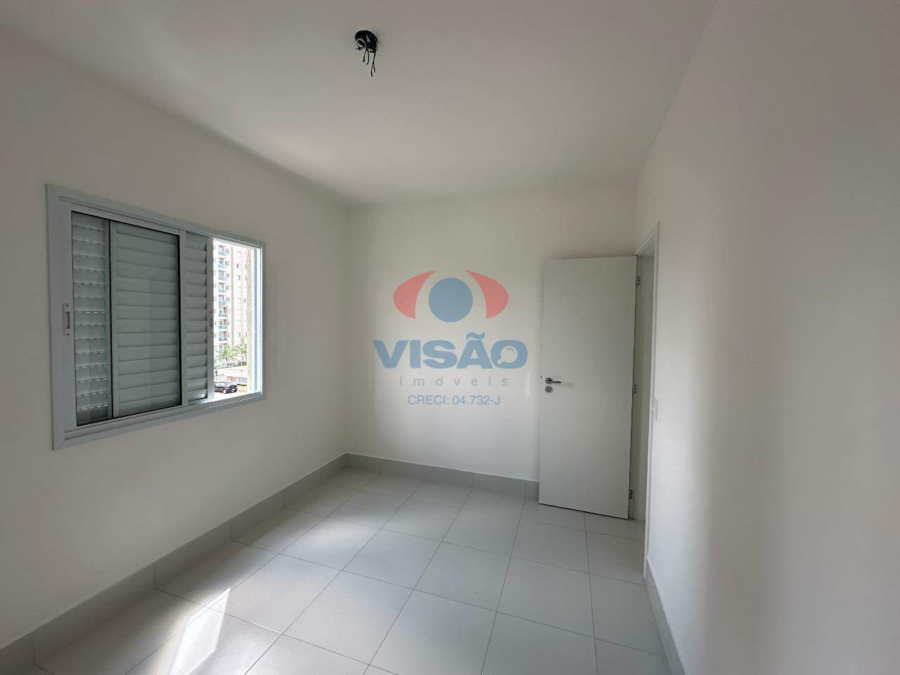 Apartamento para aluguel no Jardim Santiago: DORM. 03